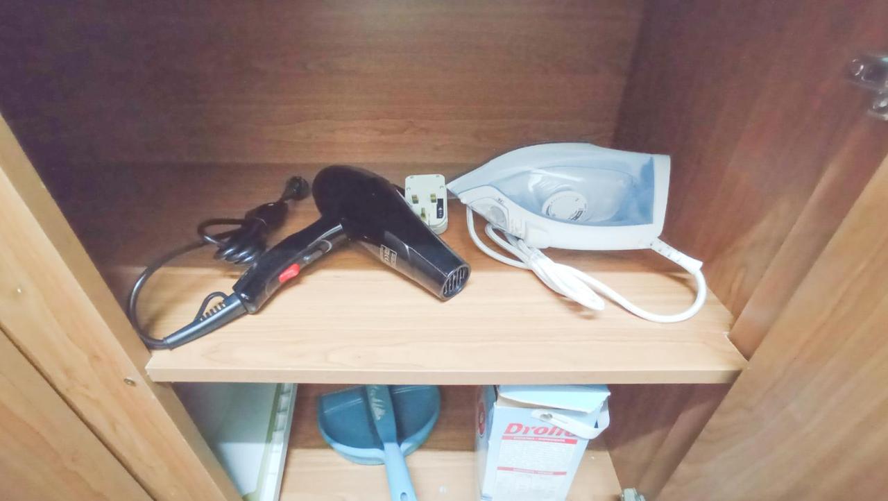 1A Beach & Business Apartment In The City Center! Larnaca Dış mekan fotoğraf